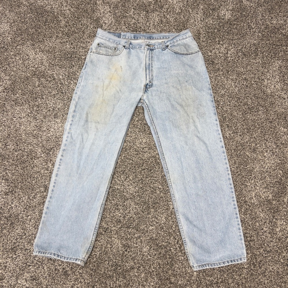Vintage Levis 560 Loose Fit Tapered Leg Jeans Mens 38x30 Light Wash Made in USA